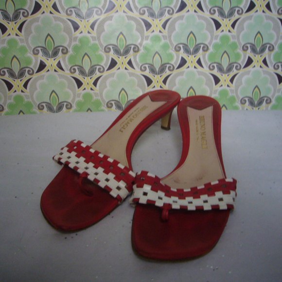 Bruno Magli Vintage Red White Sandal Square Toe - Size 8 Thong - Picture 8 of 8